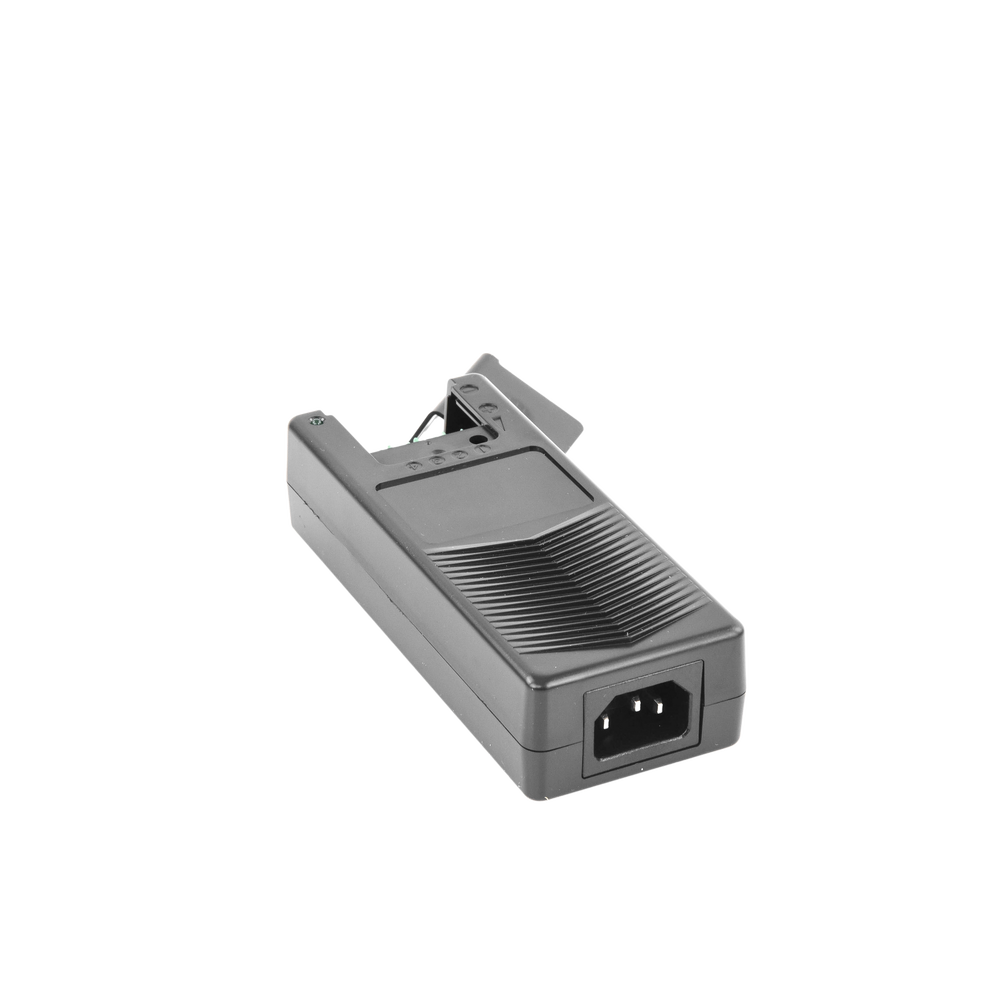 Fuente de Alimentación de 4 Salidas de 11 - 15 Vcc / 5 Amper / Voltaje de Entrada 110- 240 Vac / Fusible Termico PTC Integrado para Protección / Salida de Voltaje Inteligente hasta 3 Amper por Salida